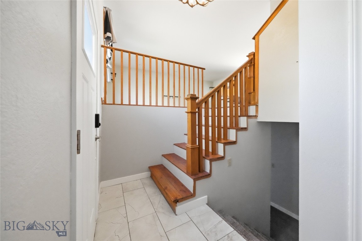 208 Elm Lane