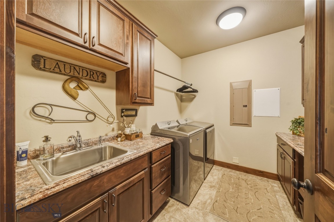 836 Hyalite View Drive