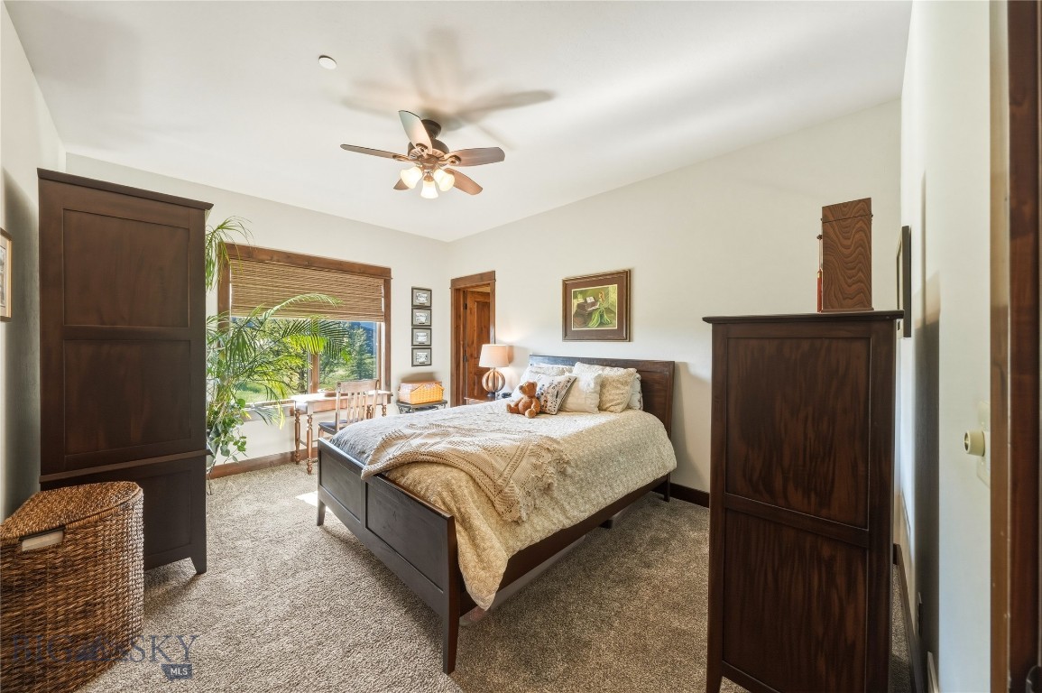 836 Hyalite View Drive