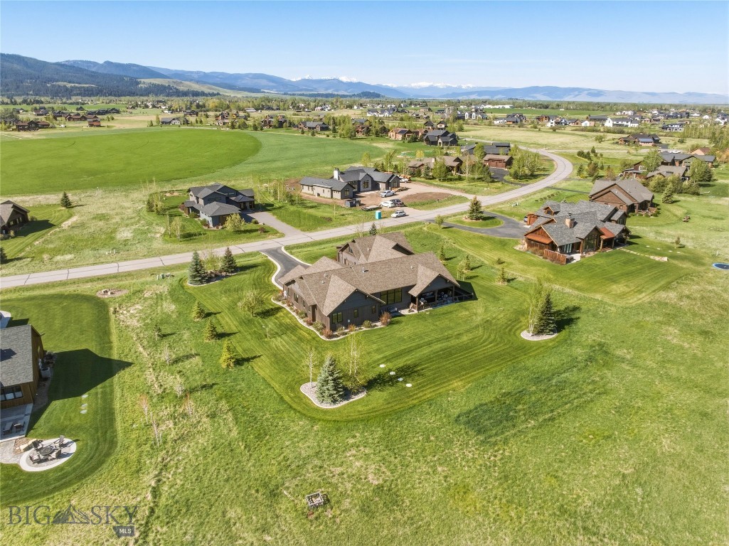836 Hyalite View Drive