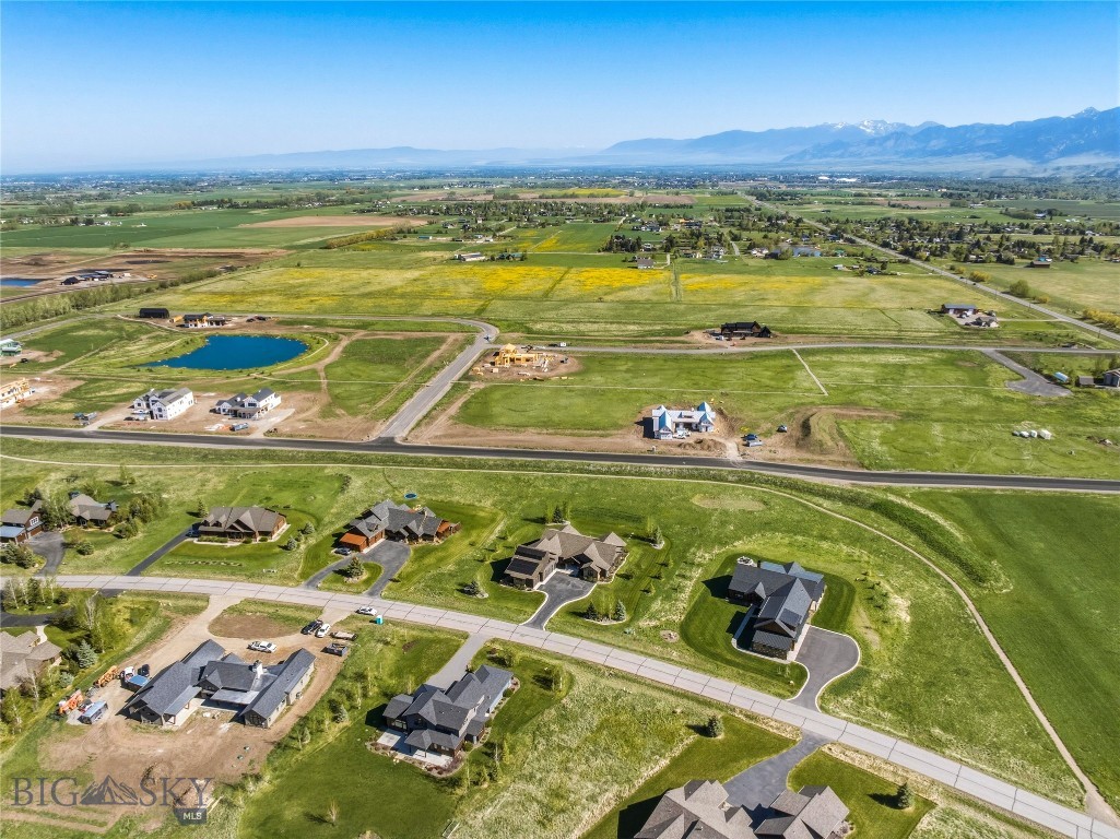836 Hyalite View Drive