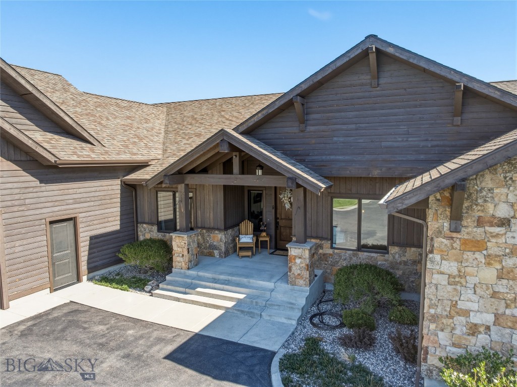 836 Hyalite View Drive