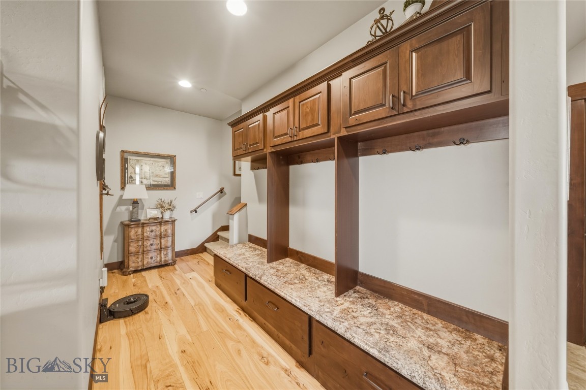 836 Hyalite View Drive