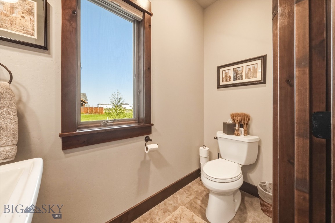 836 Hyalite View Drive