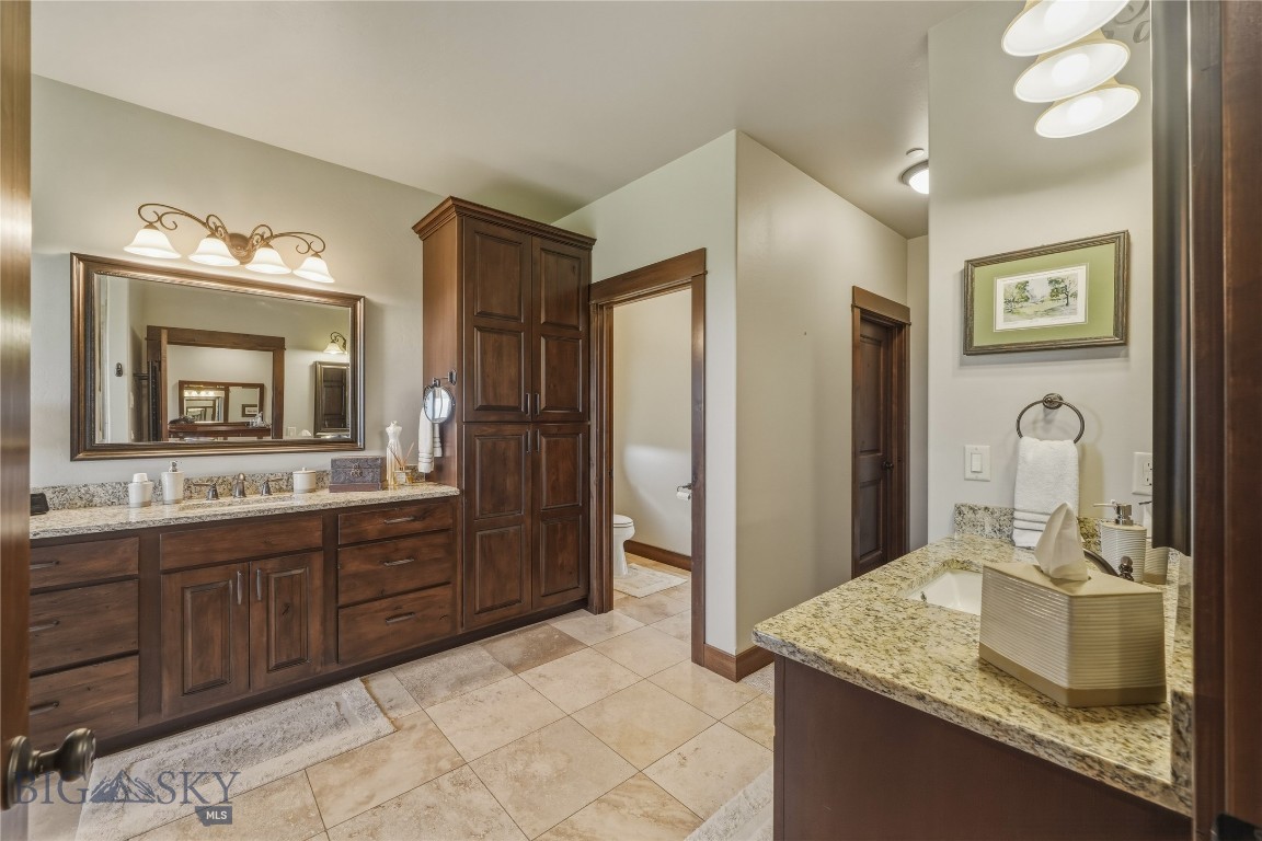 836 Hyalite View Drive