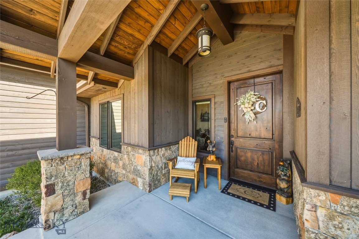 836 Hyalite View Drive