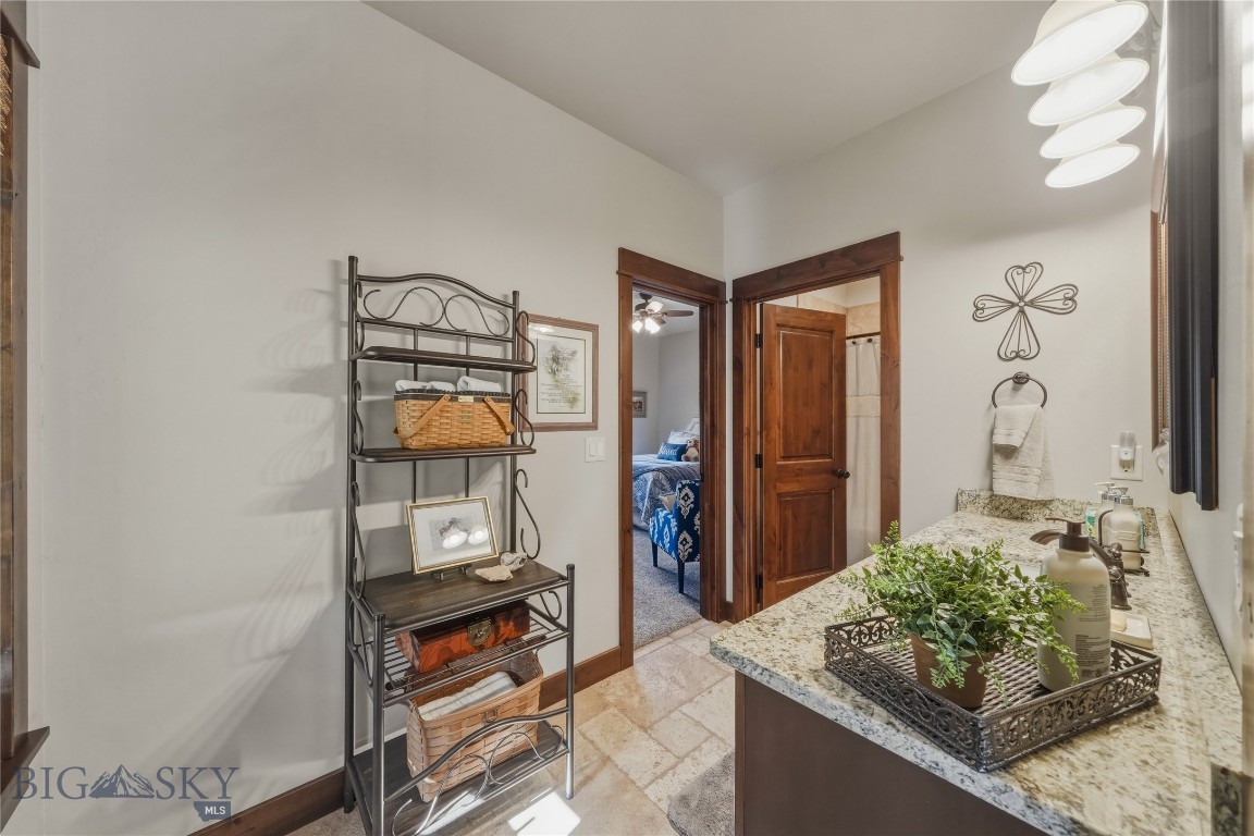 836 Hyalite View Drive