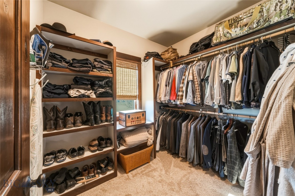 836 Hyalite View Drive