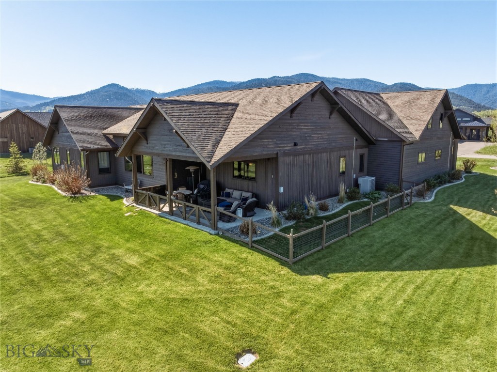 836 Hyalite View Drive