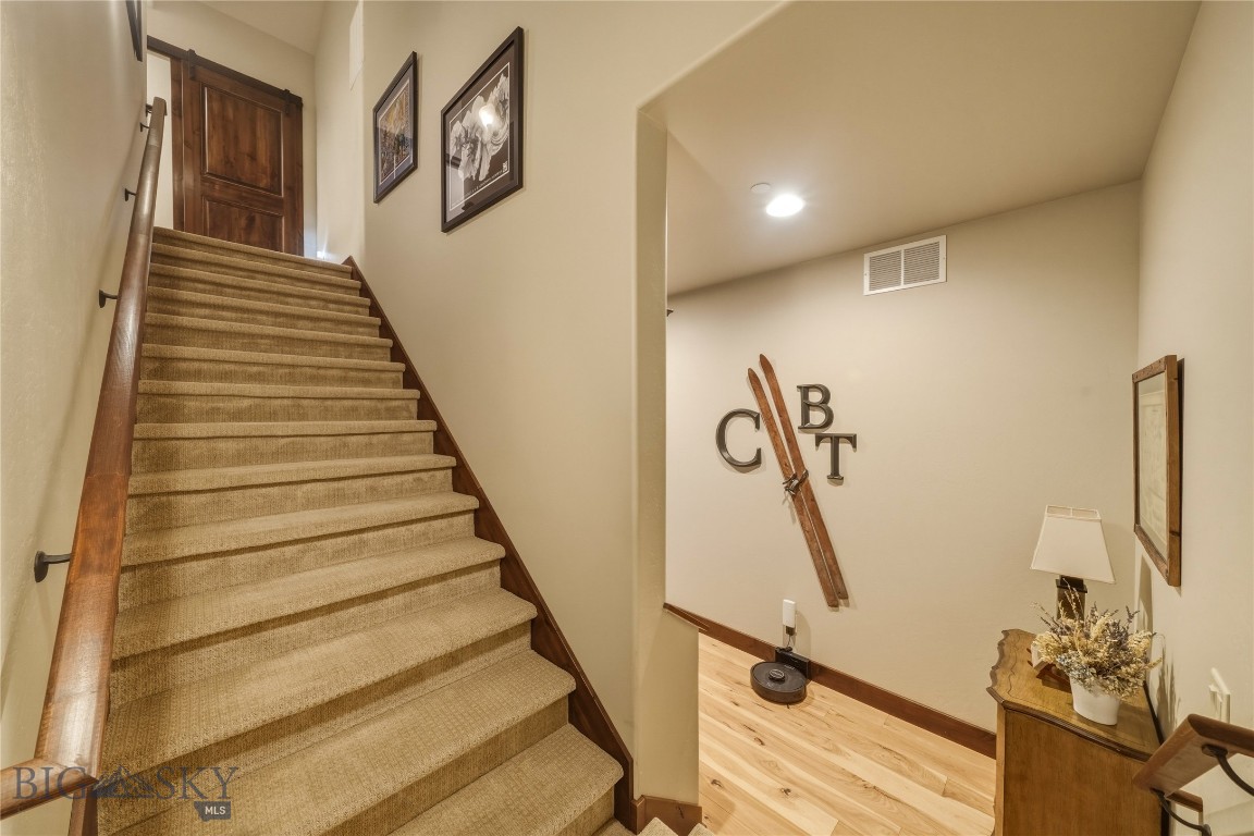 836 Hyalite View Drive