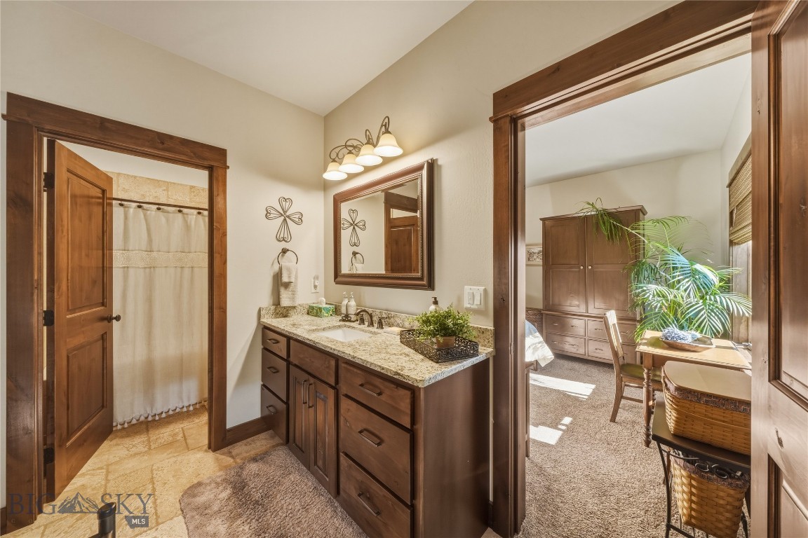 836 Hyalite View Drive