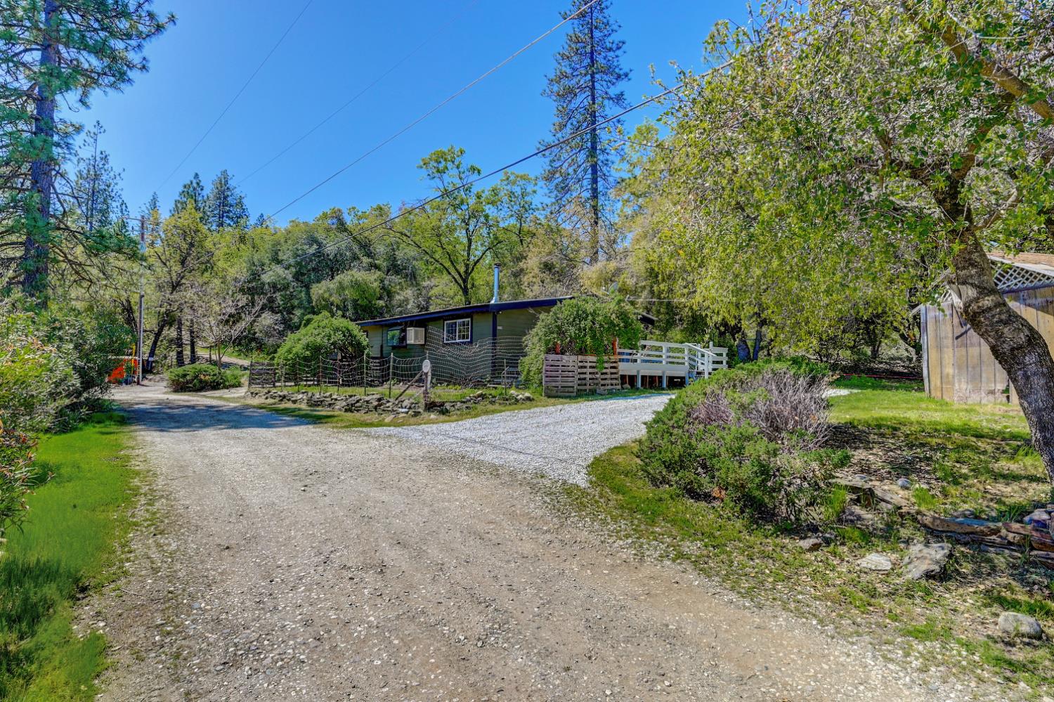 1554 Nickerson ln