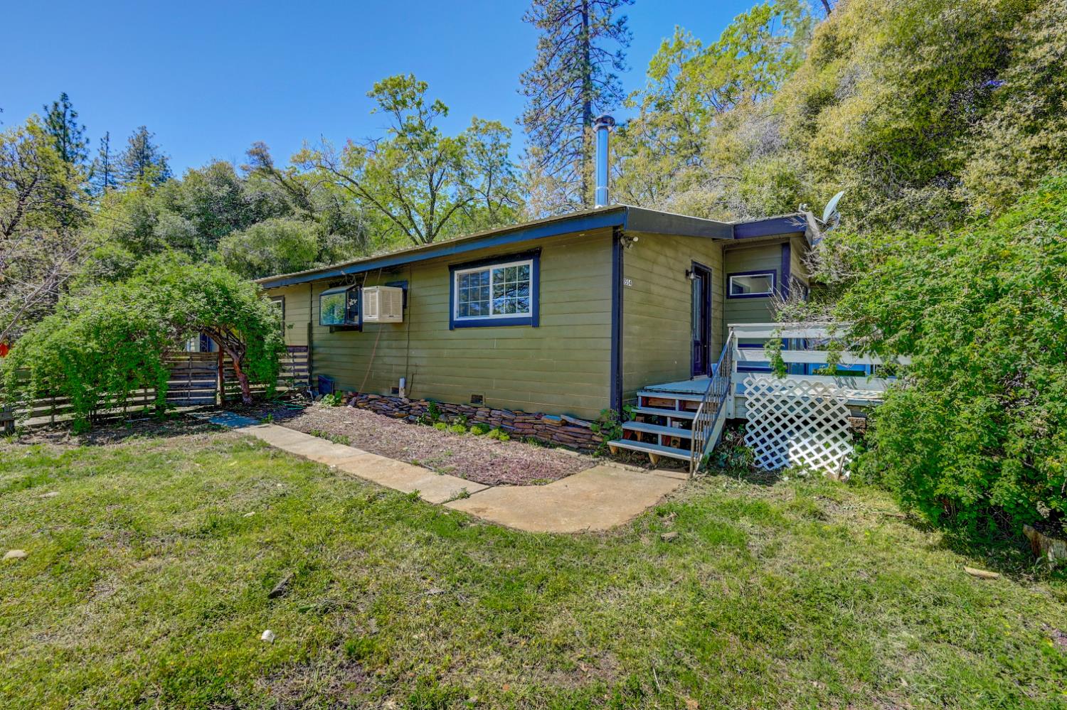 1554 Nickerson ln