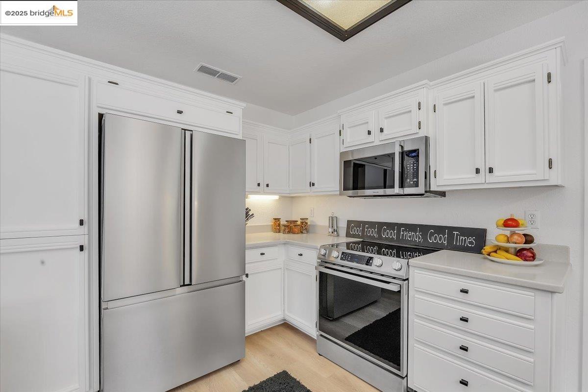 22081 Crystal Falls Dr