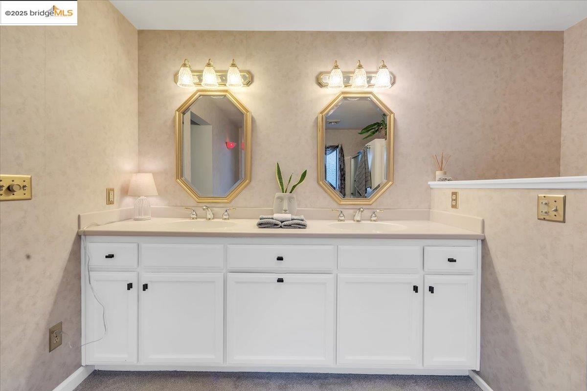 22081 Crystal Falls Dr