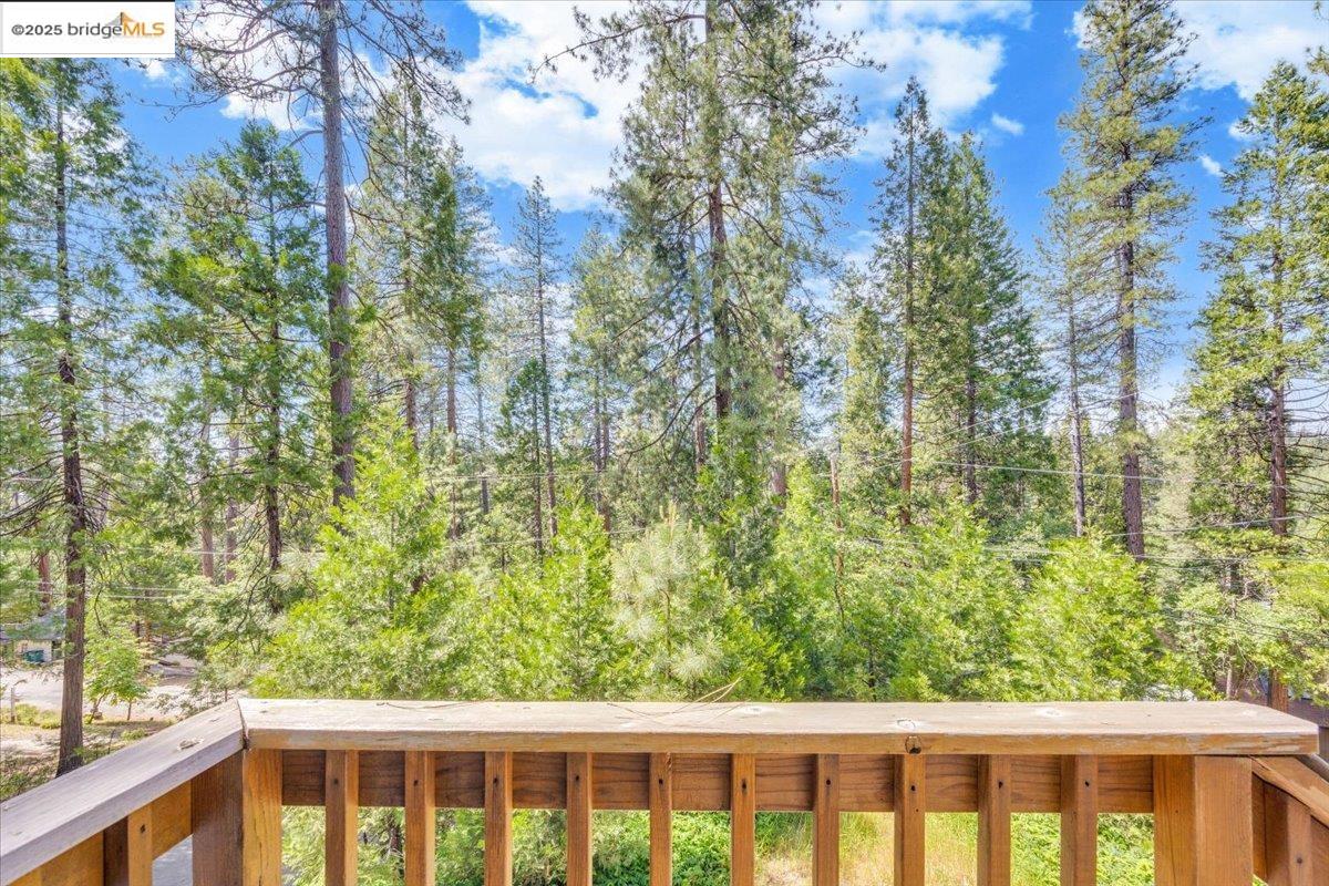 22479 Ponderosa Rd