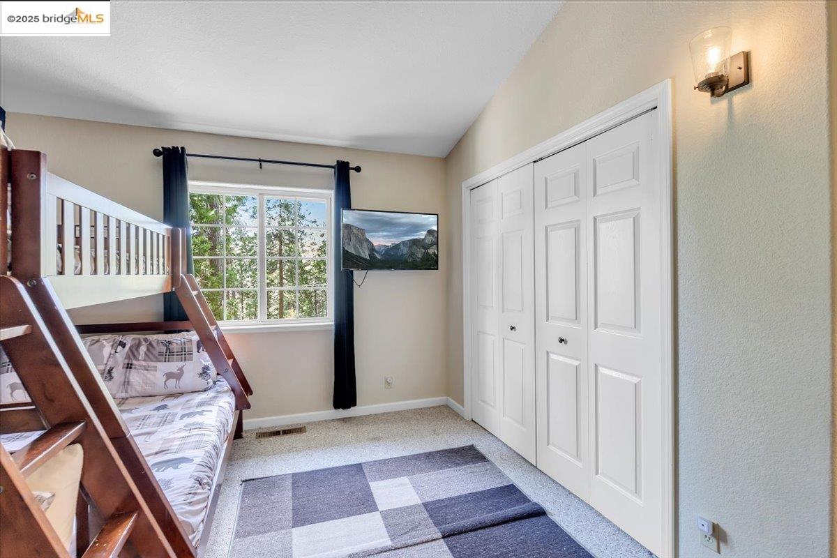 22479 Ponderosa Rd