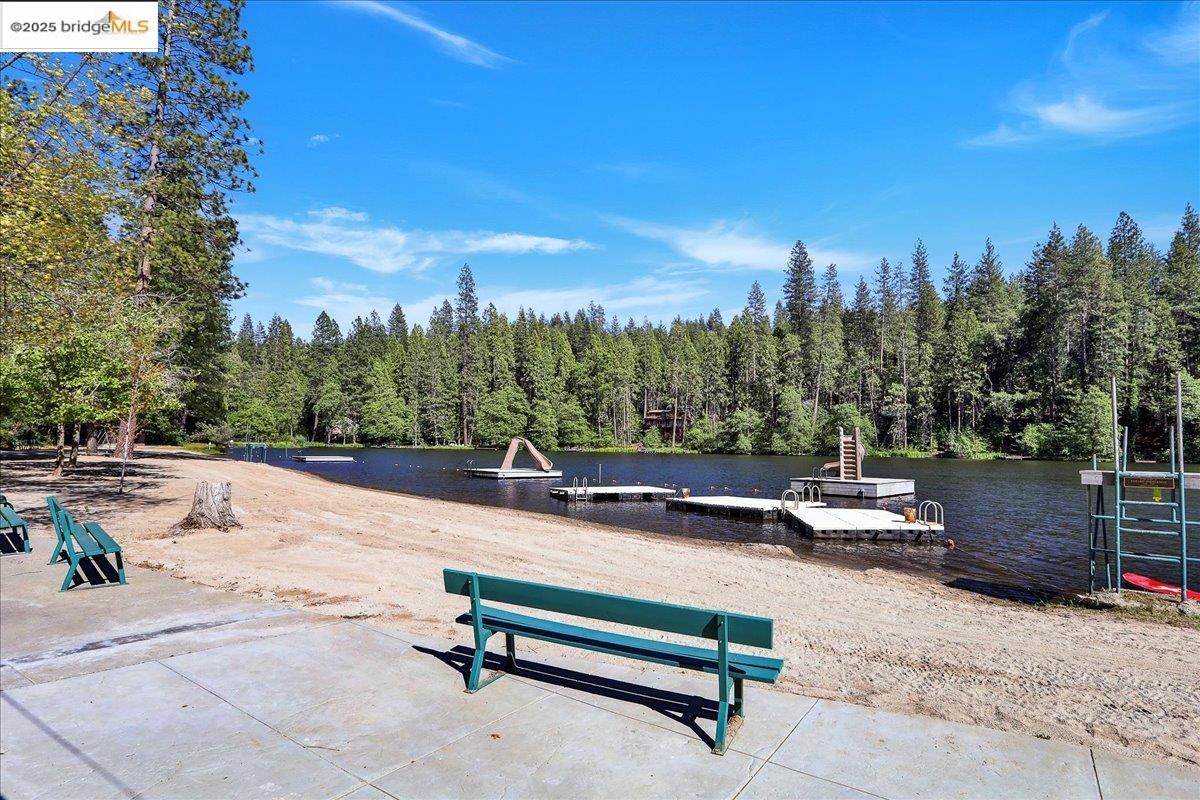 22479 Ponderosa Rd