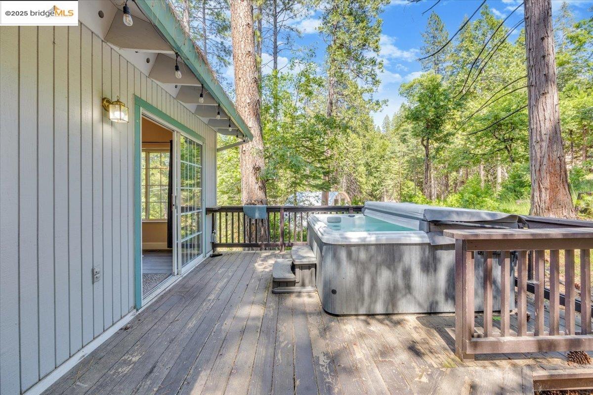 22479 Ponderosa Rd