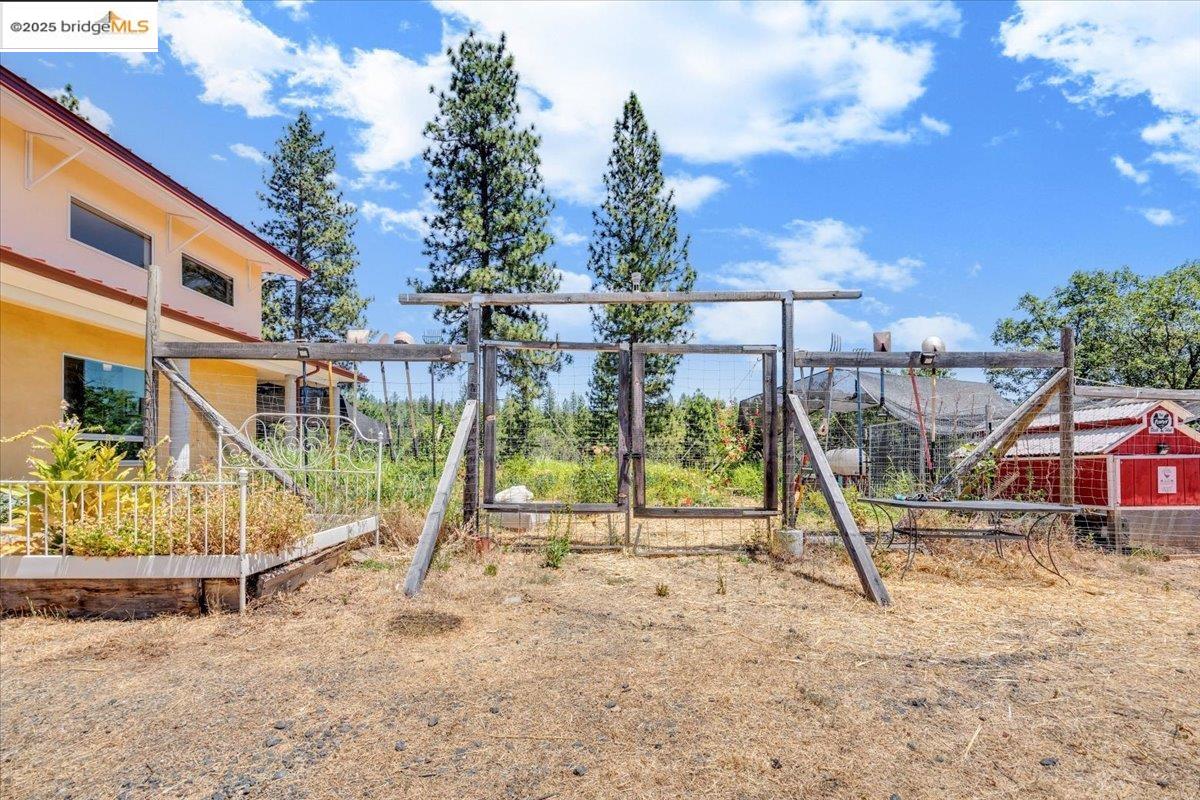 9935 Jackass Creek Rd