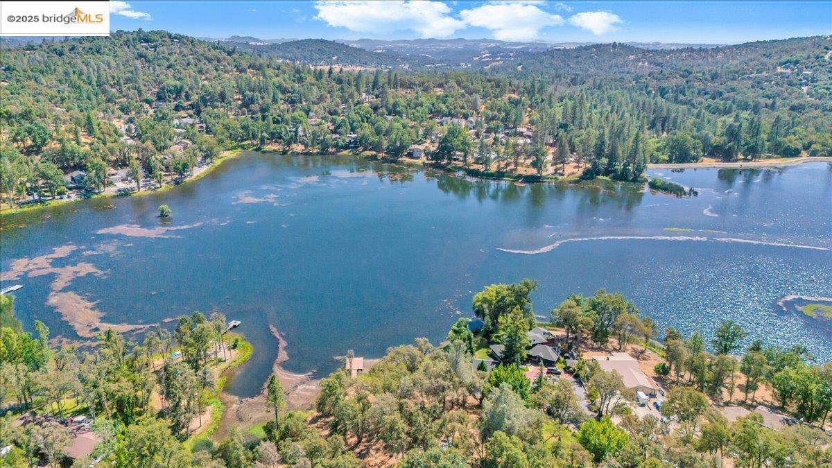 14781 Lakeside Dr