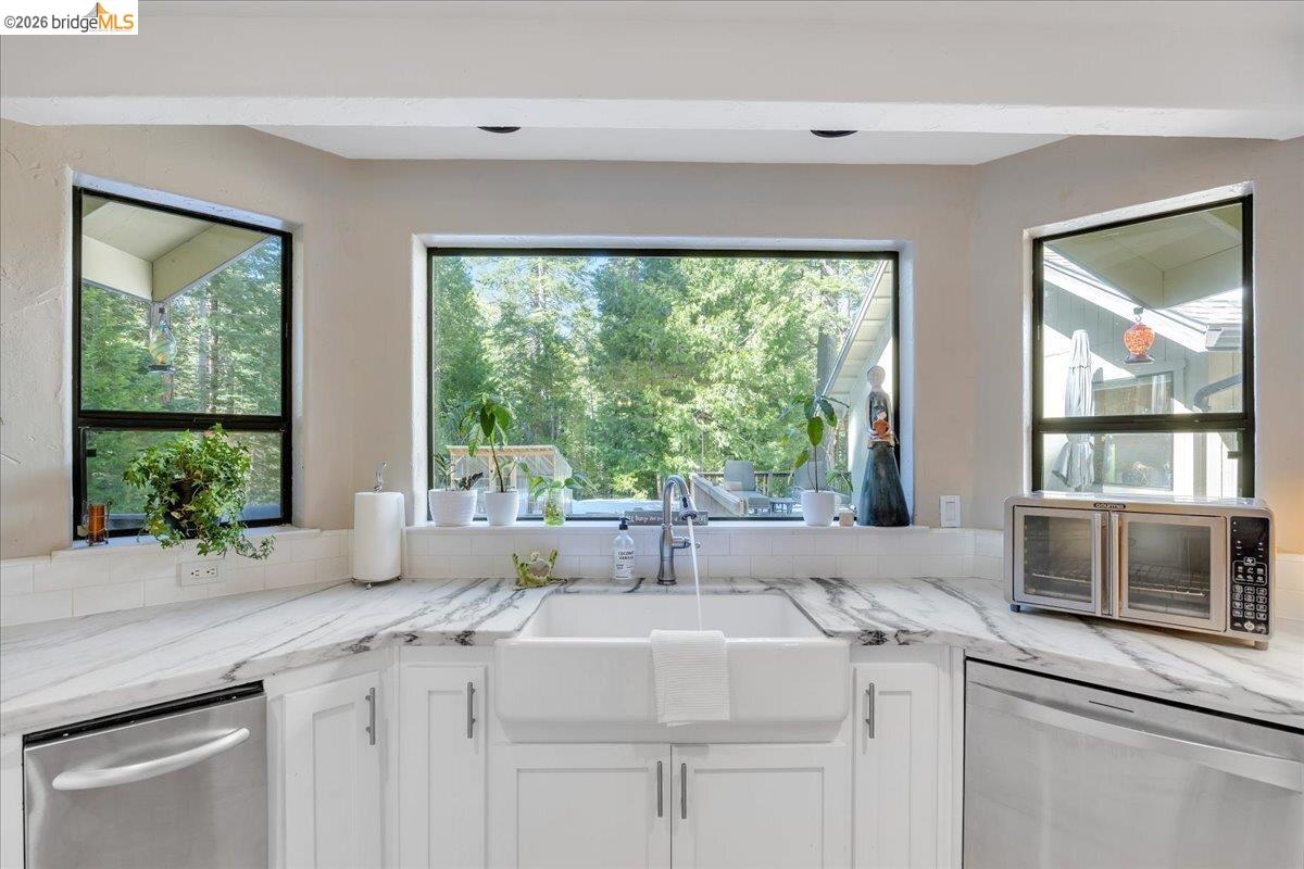 5071 Hokan CIR