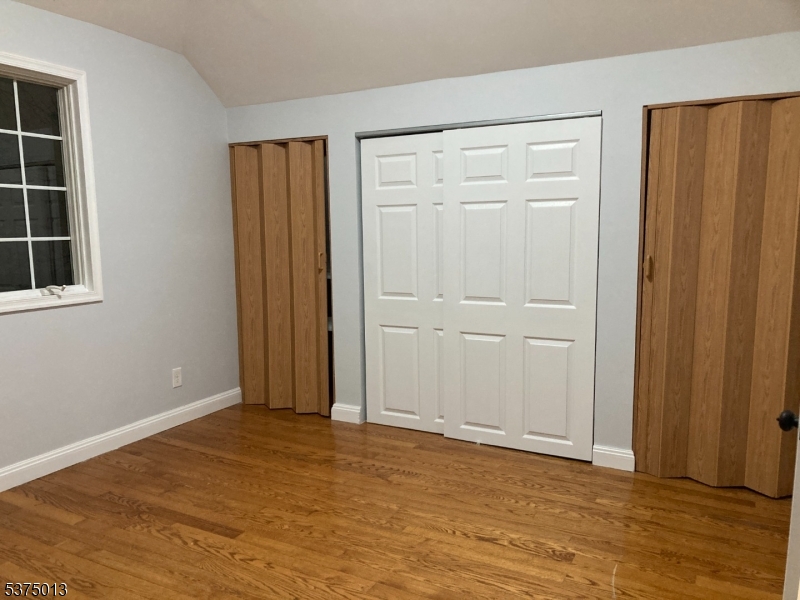 62 Llewellyn Ave 3