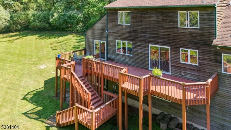 15 Old Clinton Rd