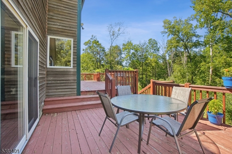 15 Old Clinton Rd