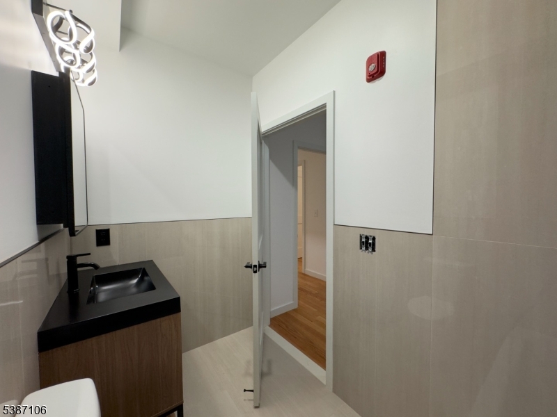 52 James St 1