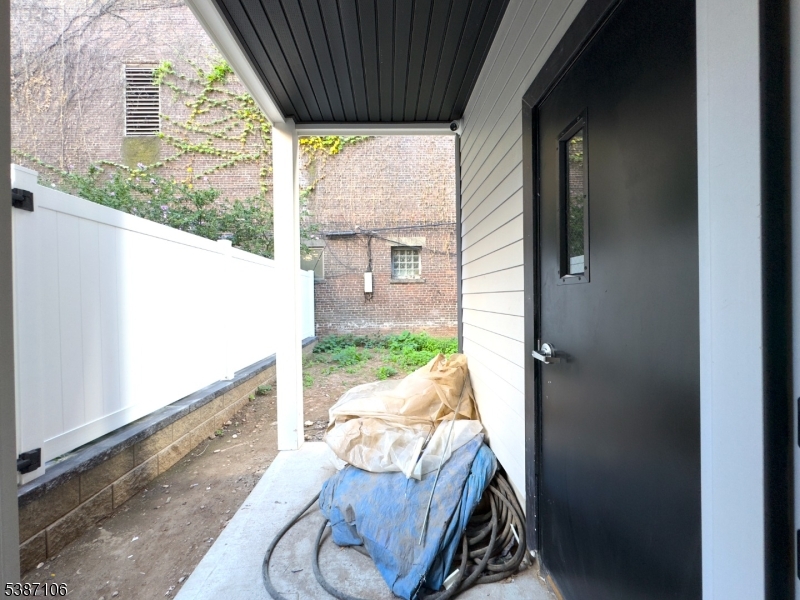 52 James St 1