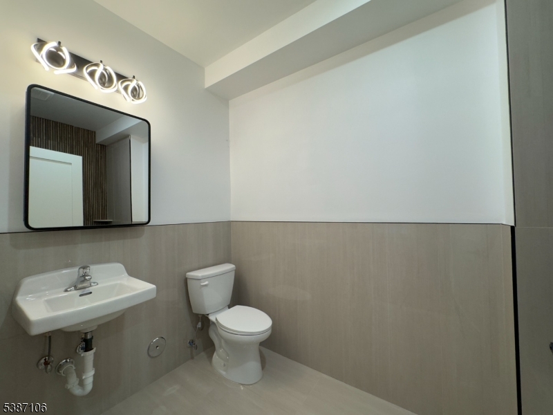 52 James St 1
