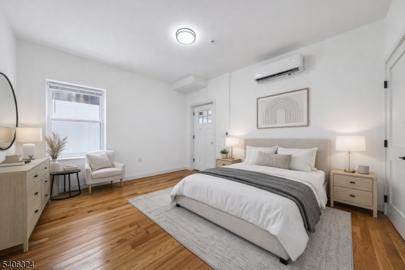 52 James St Unit 1 1