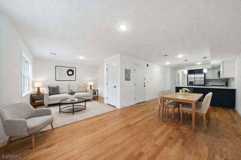 52 James St Unit 3 3