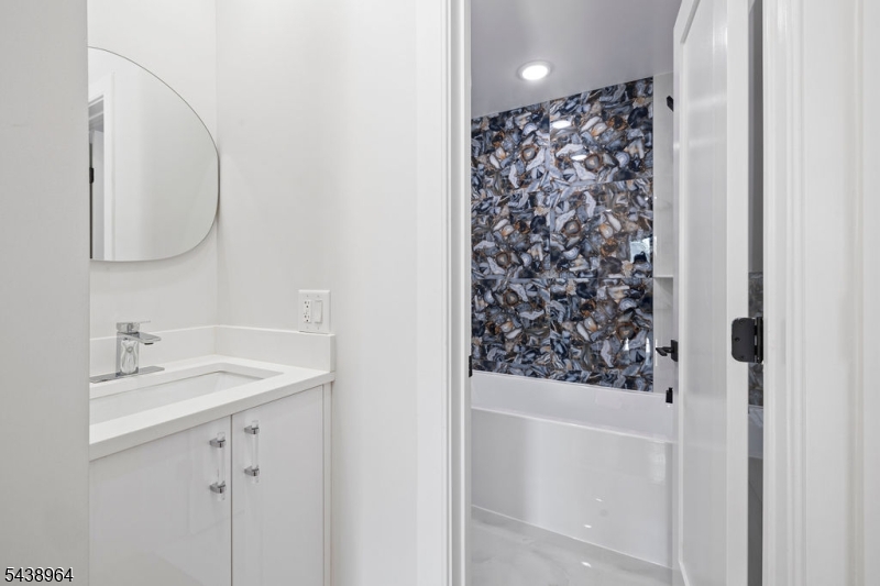 15 Fulton Ave 2