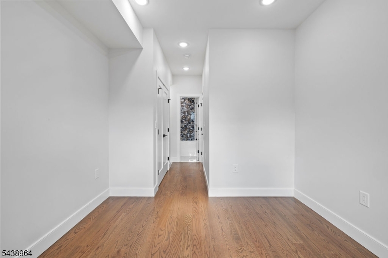 15 Fulton Ave 2