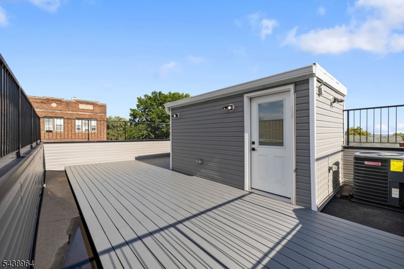 15 Fulton Ave 2