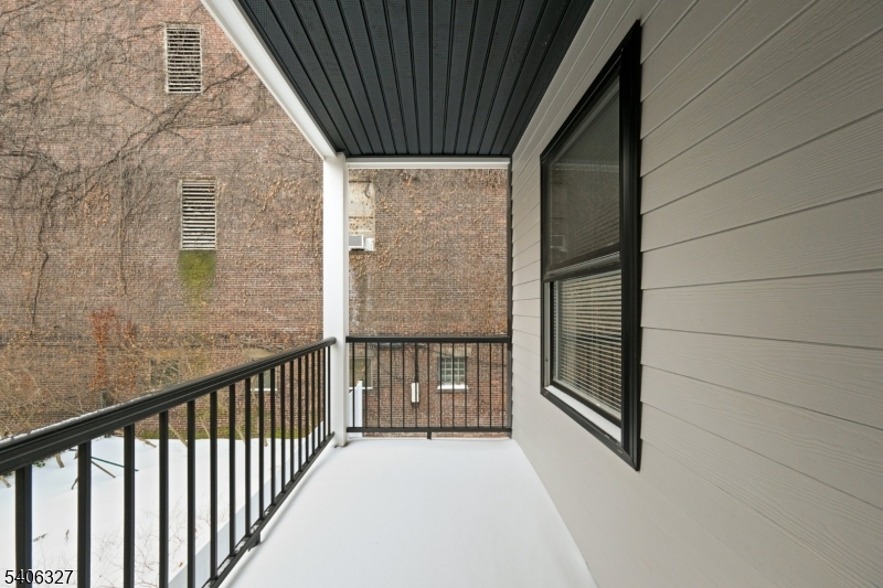 52 James St 2