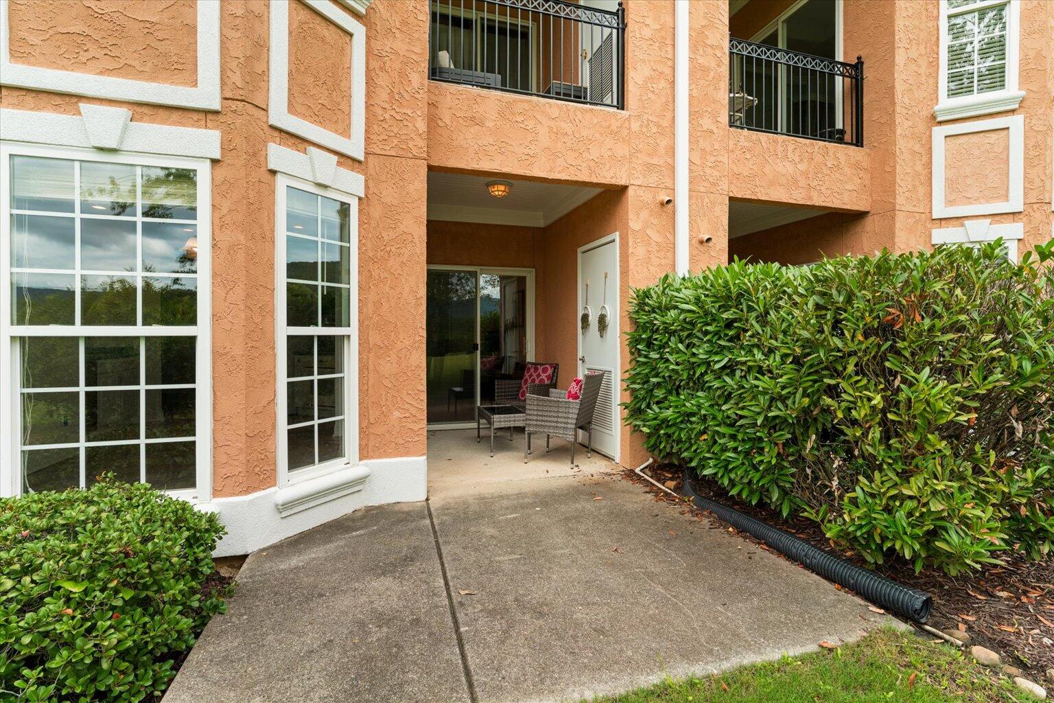 901 Renaissance Court