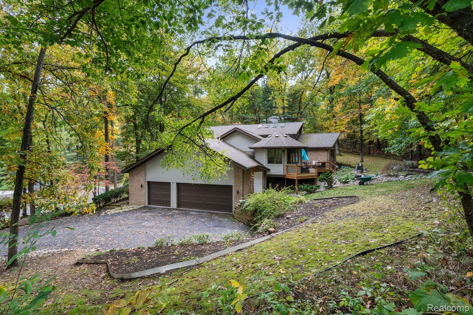 6653 COLLEGE Park