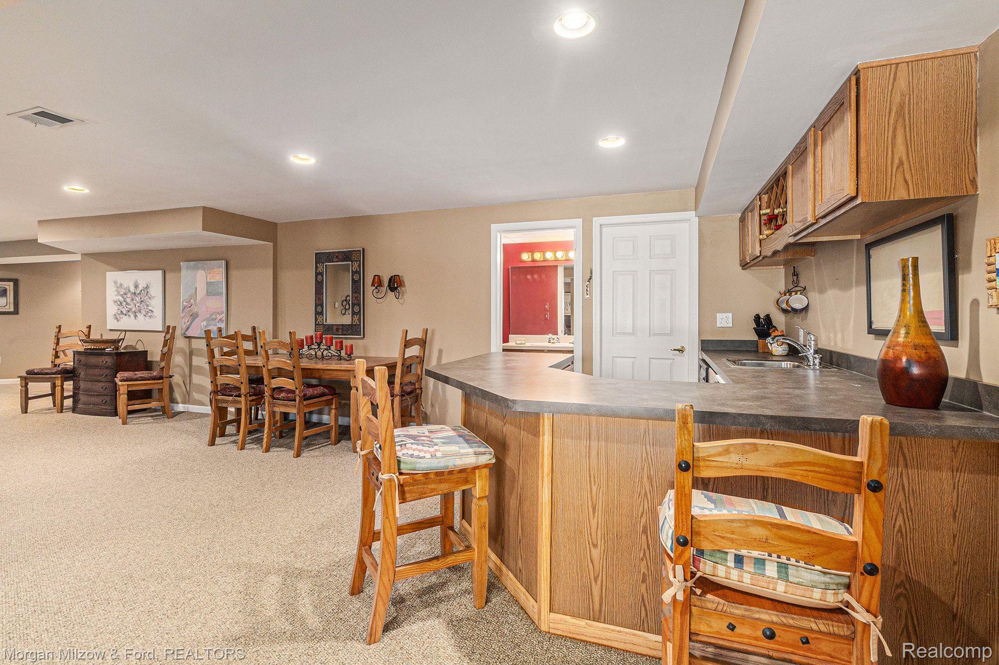 5976 Snow Apple Drive