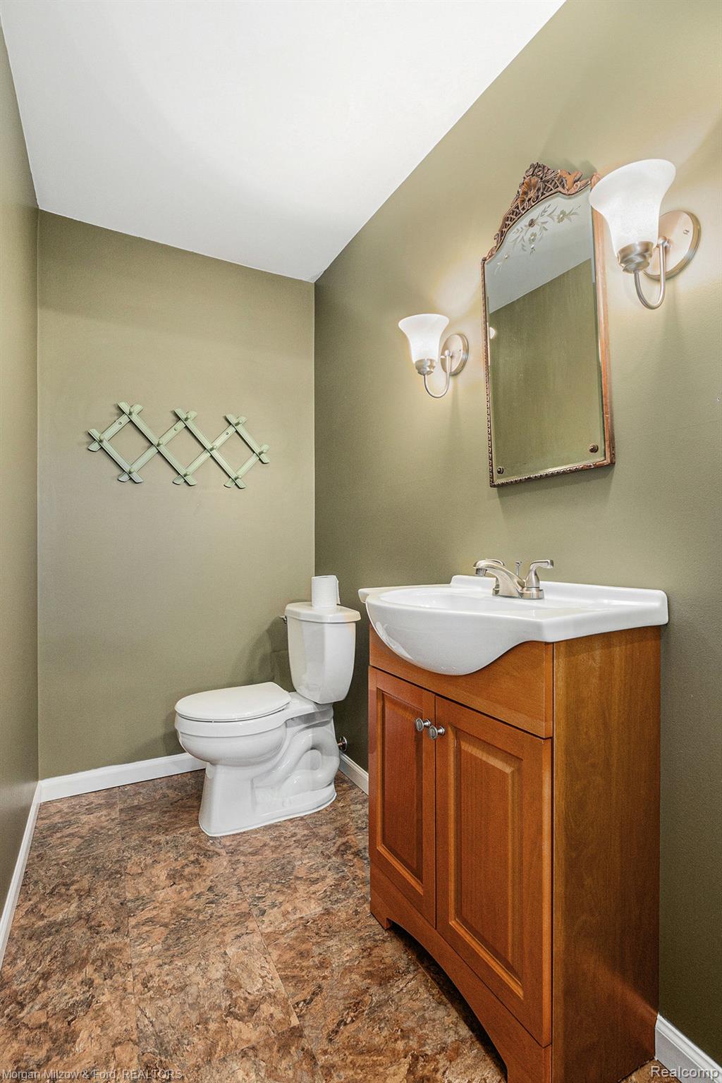 1351 Waverly Drive