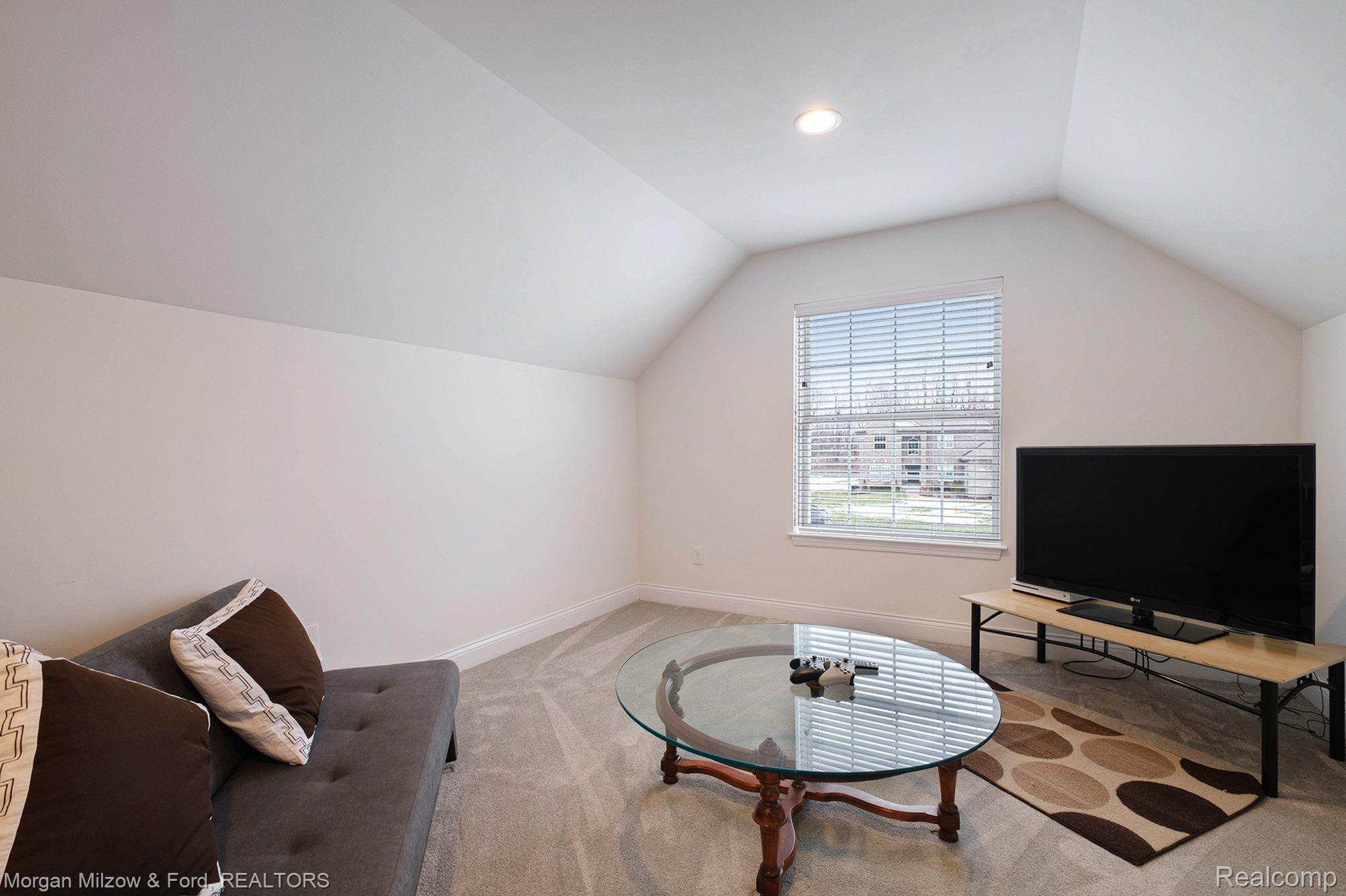 11077 Cassidy Trail