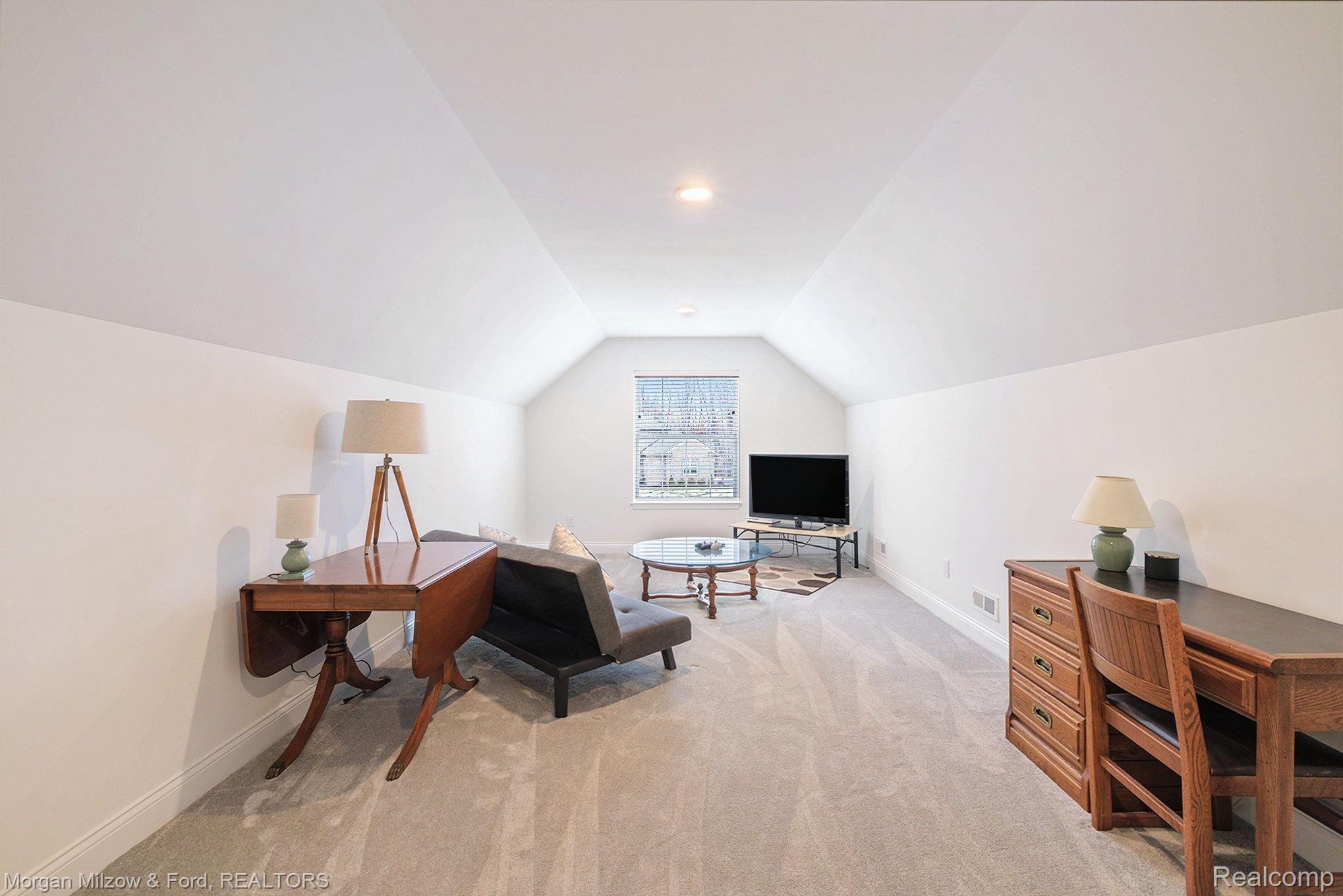11077 Cassidy Trail