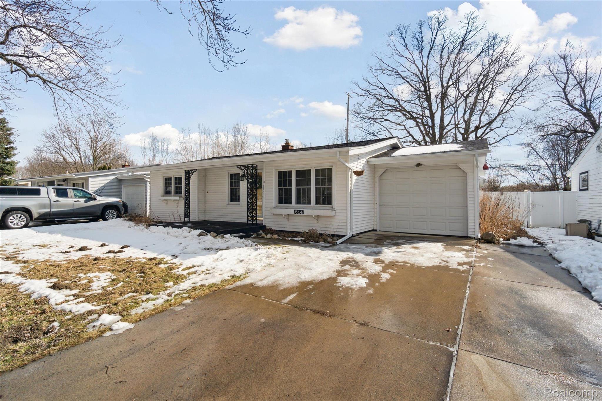 514 SEQUOIA Drive