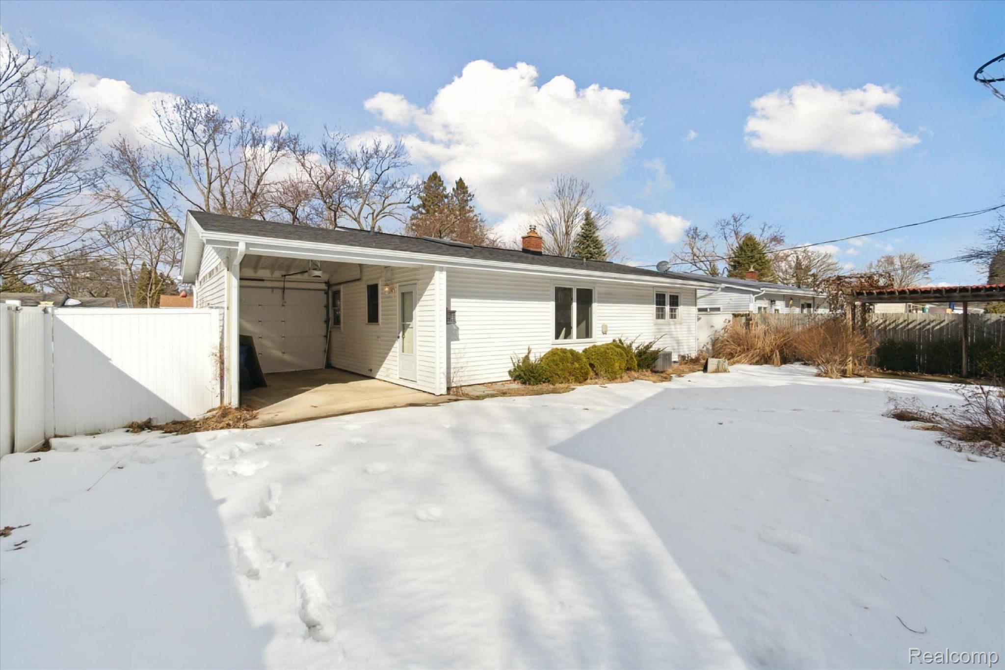 514 SEQUOIA Drive