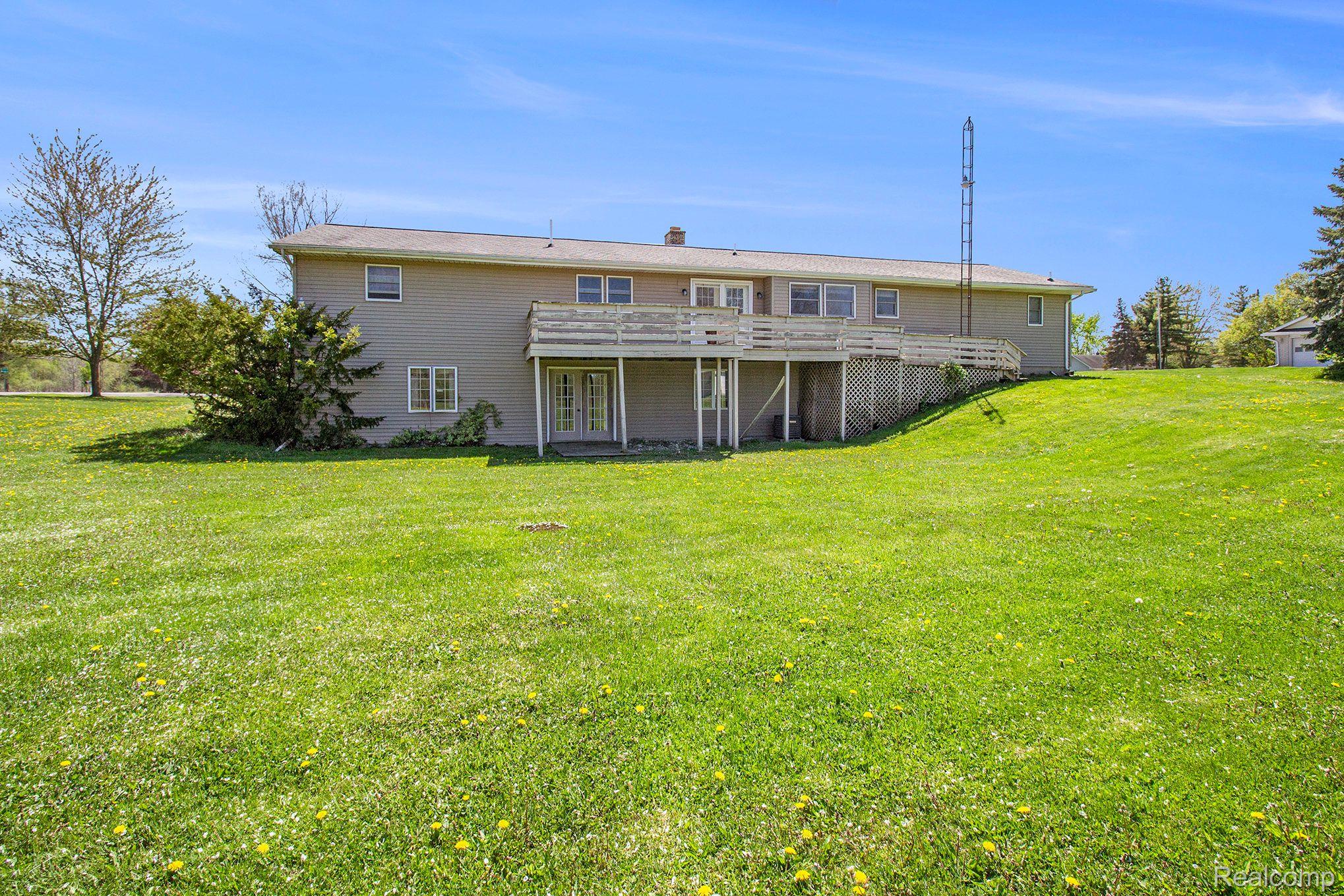 1148 W COOK Road