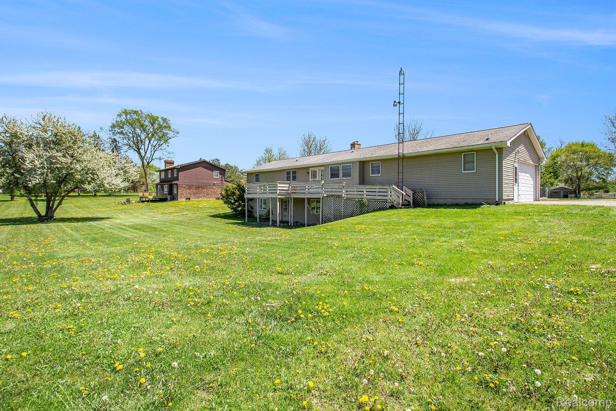 1148 W COOK Road