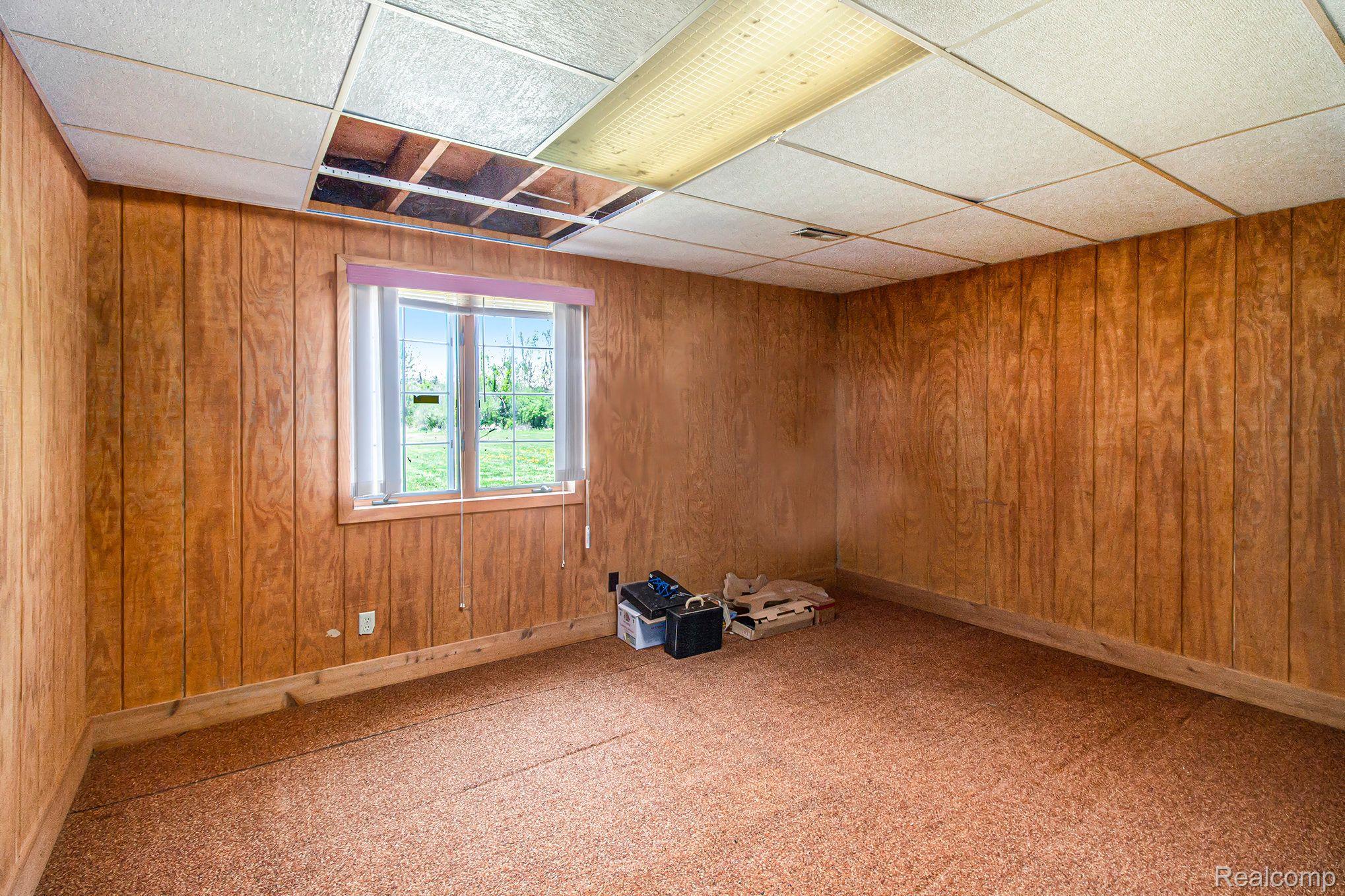 1148 W COOK Road