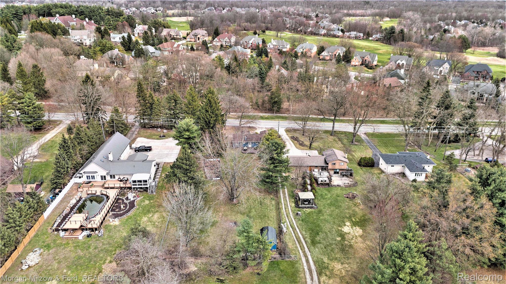 6901 Clintonville Road